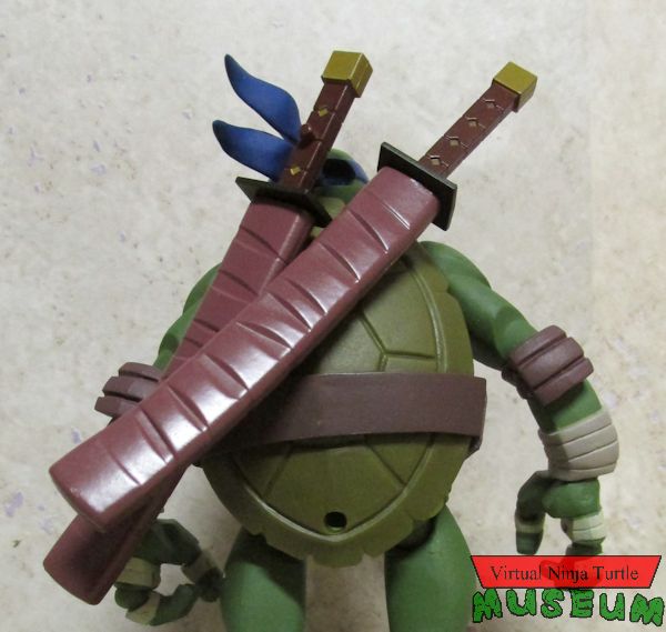 Revoltech Leonardo with sheaths